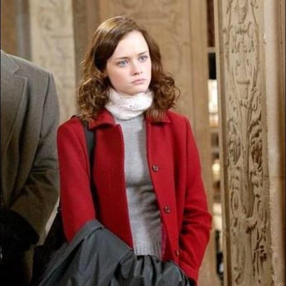 As seen on Rory gilmore from seasons 3 onward! Vintage gold